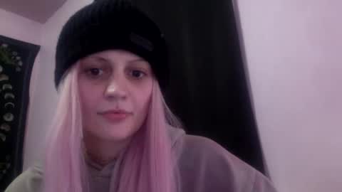 madeline online show from February 4, 12:20 pm