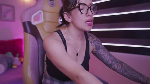 Madison   online show from March 8, 5:33 pm