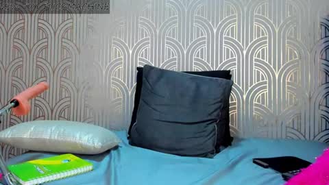   online show from March 3, 1:21 am