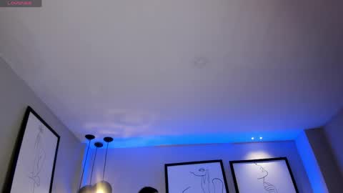 Maddi Collins online show from April 23, 8:10 pm