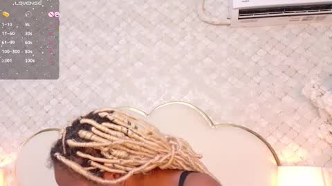 Madisson Lopez online show from November 30, 3:13 am