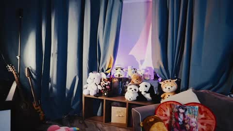 Alice online show from February 28, 8:02 pm