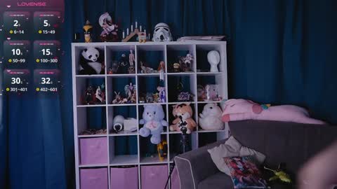 Alice online show from January 28, 6:07 pm