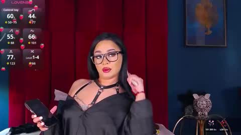 MadyLuxx online show from January 13, 7:10 pm