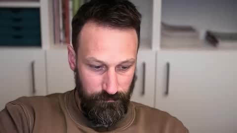 maenu_69 online show from March 2, 9:32 pm