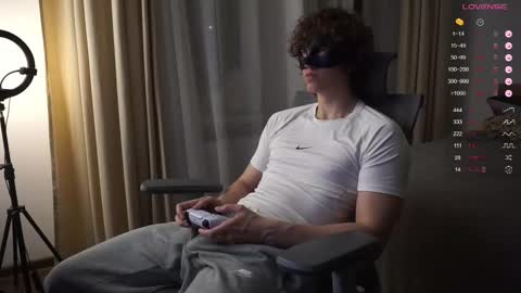 Mike XMaestro 3369 online show from November 7, 10:34 pm