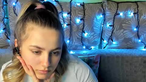 Maggie online show from March 6, 3:49 am