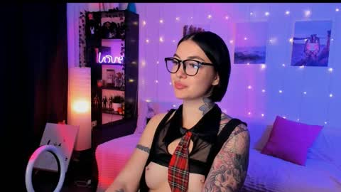 Magic Allie online show from November 22, 4:33 am