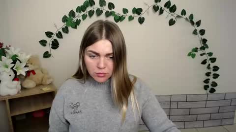 magic_katarina_ online show from October 16, 7:30 am