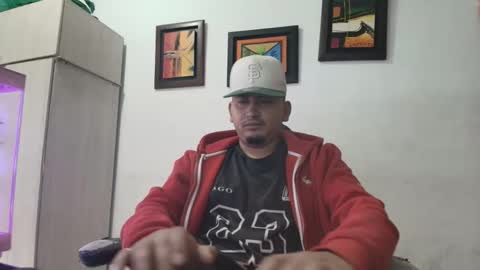 magic_milk23 online show from January 7, 11:59 am