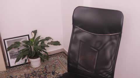 Tony Hoffa online show from April 18, 7:58 pm