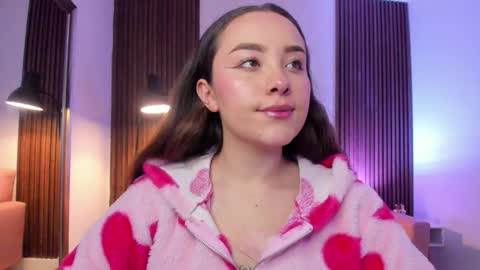 Vera  online show from February 9, 1:26 pm