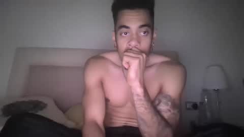 Magicsempai online show from December 12, 3:16 pm