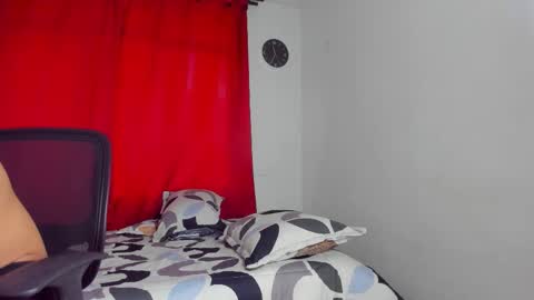 Magnusclark online show from November 12, 8:33 pm