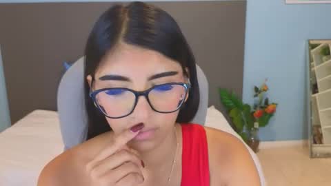 Maiaa Ruiz  online show from October 20, 3:06 pm