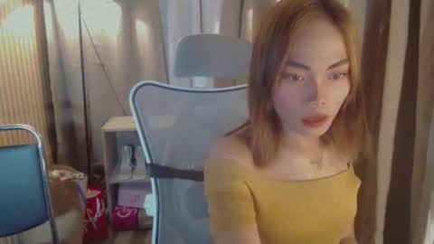 Maica online show from April 1, 1:52 pm