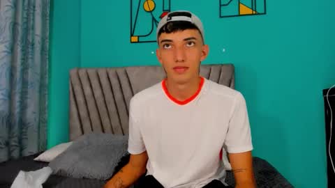 Maikol online show from April 9, 1:28 pm