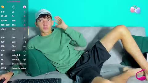 Maikol online show from October 27, 1:00 pm