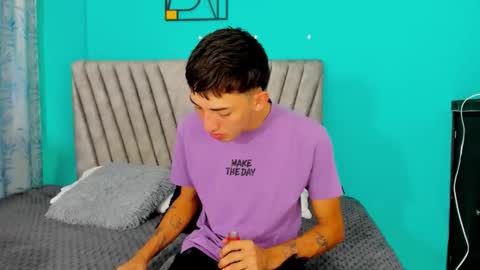 Maikol online show from April 1, 12:28 pm