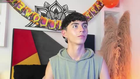 Maiky Cooper online show from October 26, 8:08 pm