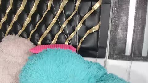 mailyn_gold online show from May 13, 4:05 pm