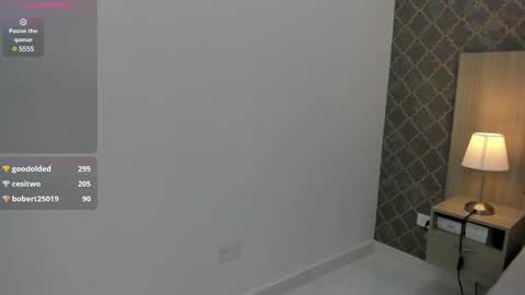   online show from February 25, 9:31 am