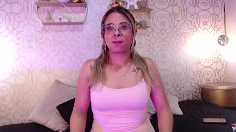 Maiteee  online show from January 13, 11:18 am