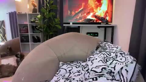 Patty Grey online show from November 30, 3:30 pm