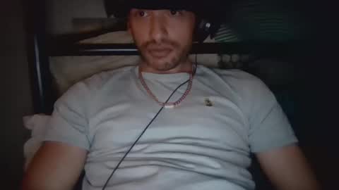 majorb121 online show from December 31, 3:42 pm