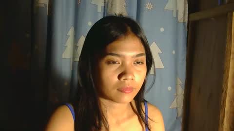Snapshot of makeme_wettt chatting on September 18, 2:32 pm makeme_wettt online show from September 18, 2:32 pm