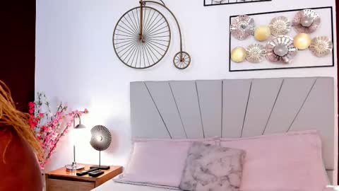 makena online show from March 21, 3:56 am