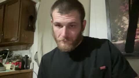 makesucumhard6996 online show from May 4, 5:25 am