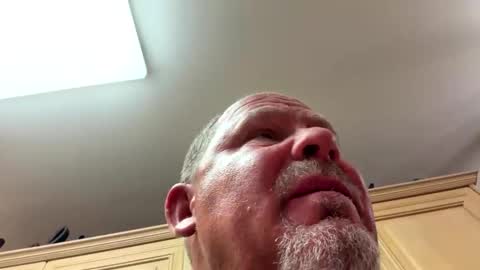 makeyousquirt1969 online show from October 25, 8:24 am