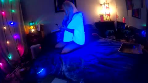 KarizmaticKitten online show from March 17, 10:42 am