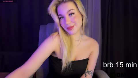 maksisisia online show from March 6, 4:17 pm