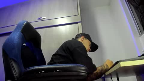 ADAM         online show from December 18, 3:13 am