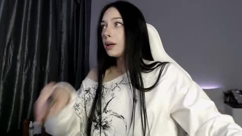 piu online show from January 14, 2:03 pm