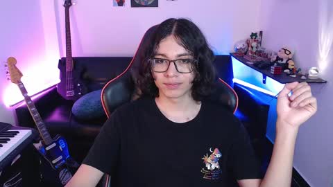 Snapshot of malik_harrison_ chatting on March 9, 6:11 pm Malik online show from March 9, 6:11 pm