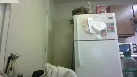 Snapshot of malinda702 chatting on January 3, 8:32 pm malinda702 online show from January 3, 8:32 pm