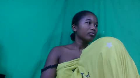 mamieriela online show from February 12, 7:17 pm