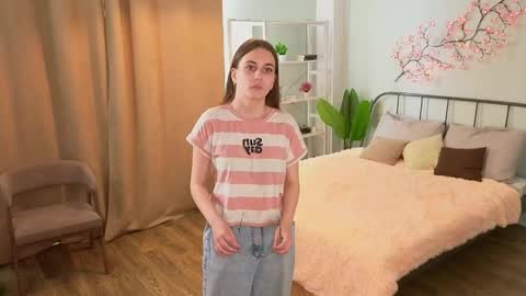 Vannesa online show from May 4, 7:59 am