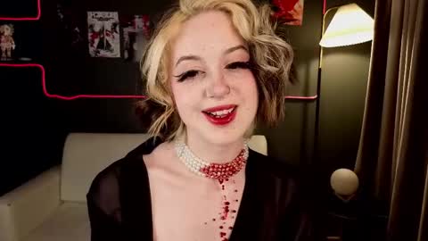 Luna online show from April 21, 9:44 pm