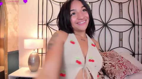 manelyk_evanss online show from February 25, 6:11 pm