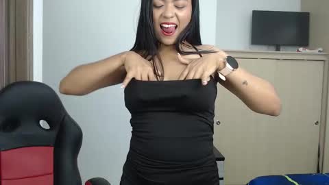 Manuela online show from February 27, 8:34 pm