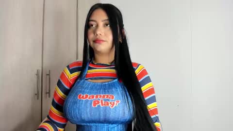 MANUELA online show from October 12, 3:15 pm