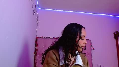 Manu  online show from December 22, 10:38 pm