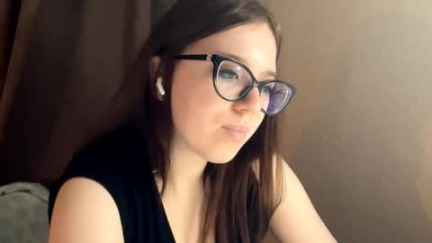 manymonrow online show from March 24, 6:25 pm