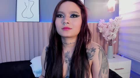   online show from January 25, 9:47 am