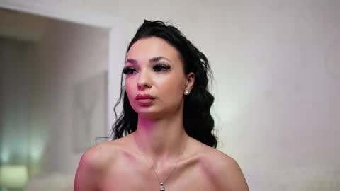  Mara  online show from September 14, 9:38 pm