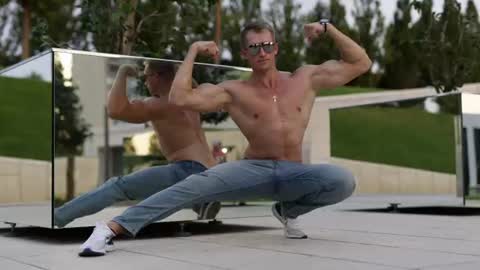 alex marvelxx online show from June 19, 9:15 am